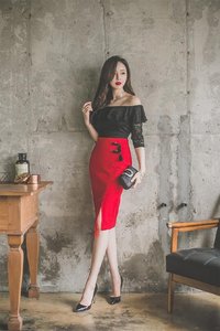 《月下美人》